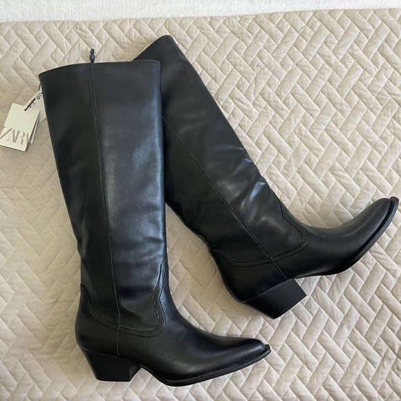 New with tags Zara boots size 38 - Picture 1 of 4